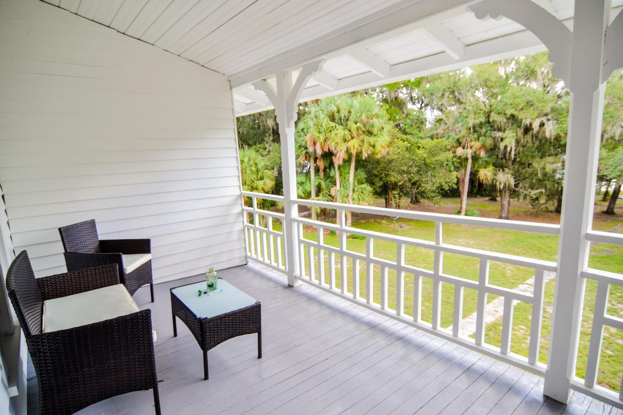 Blue Sky Manor Hotel Interlachen ภายนอก รูปภาพ
